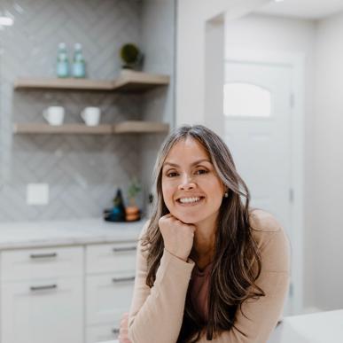 Gina Razo Gina Rozo - Realty ONE Group Complete